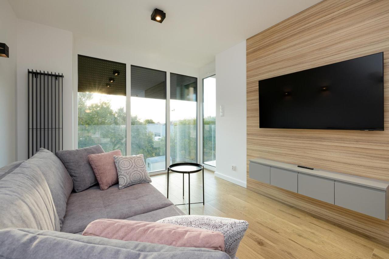 Apartamenty Perlowa Przystan By Noclegi Renters Kołobrzeg Exteriör bild