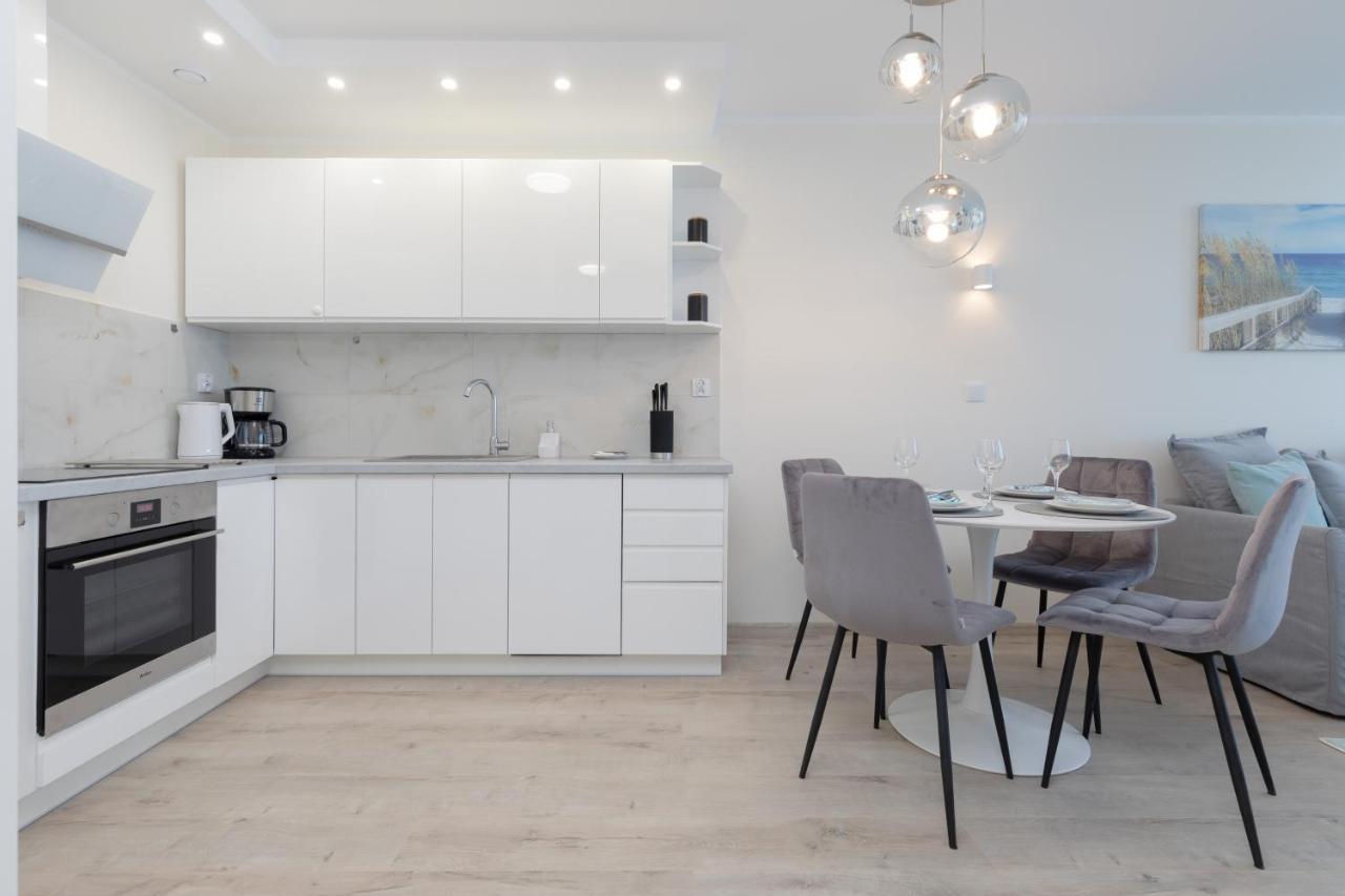 Apartamenty Perlowa Przystan By Noclegi Renters Kołobrzeg Exteriör bild