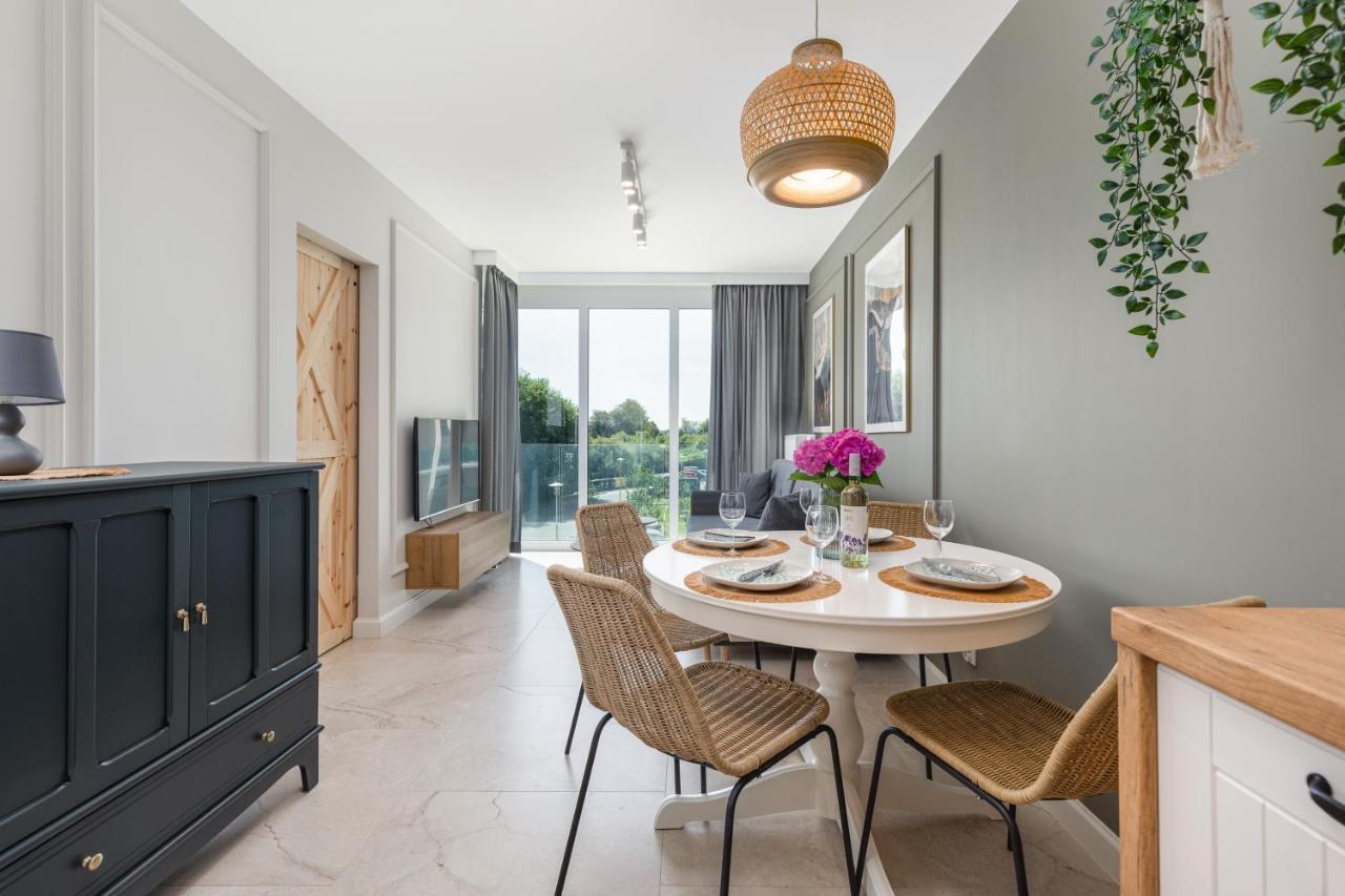 Apartamenty Perlowa Przystan By Noclegi Renters Kołobrzeg Exteriör bild