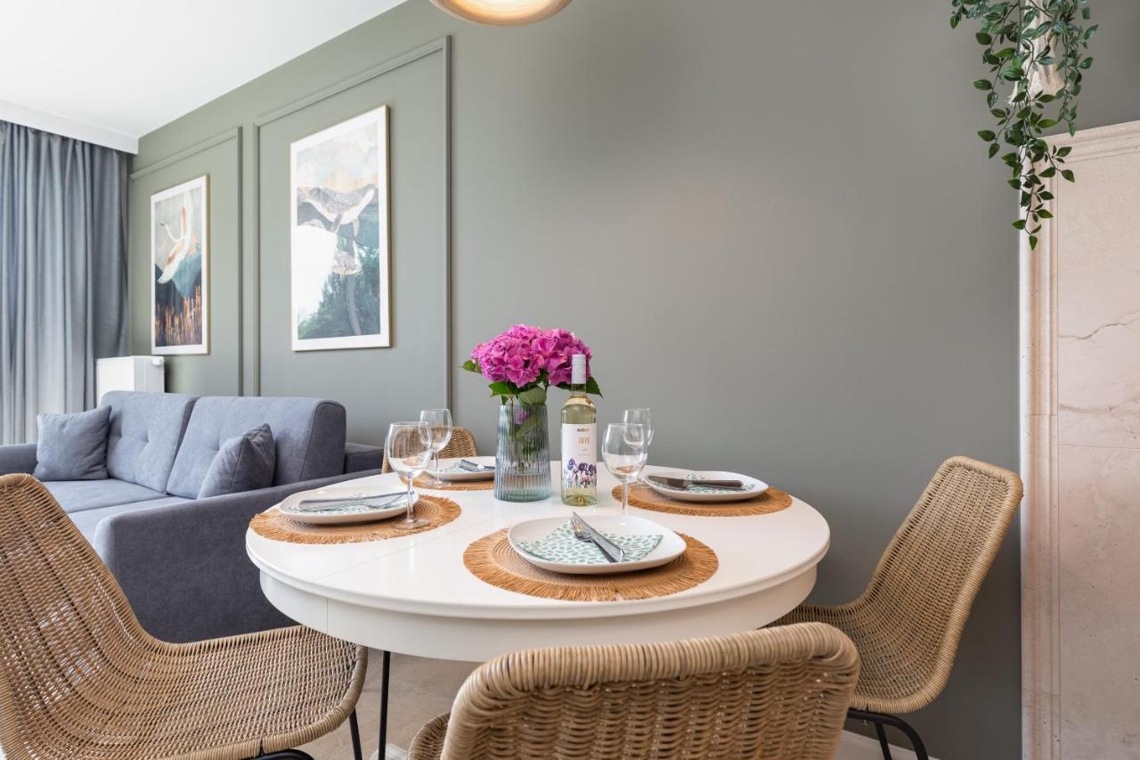 Apartamenty Perlowa Przystan By Noclegi Renters Kołobrzeg Exteriör bild